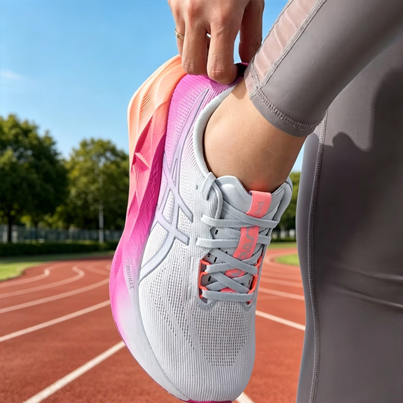 Sepatu Lari Wanita Asics Mid-T - Table Tennis Shoes Asics ulasan dan harga